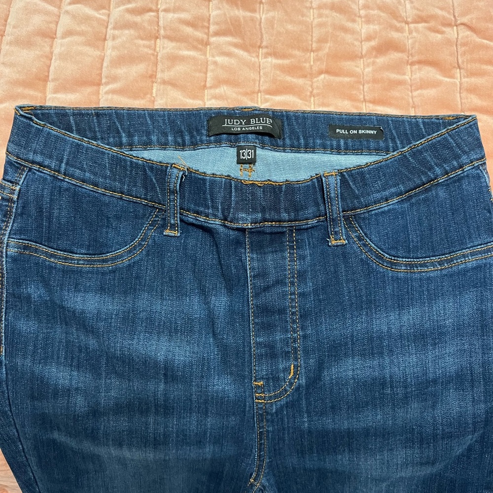 Judy Blues Size 13 Skinny jeans.
